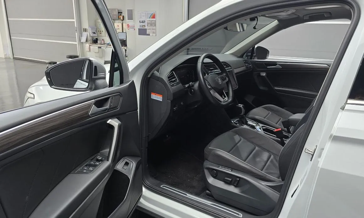 Volkswagen Tiguan — фото 6