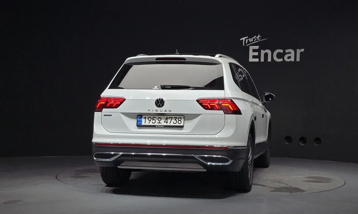 Volkswagen Tiguan — фото 5