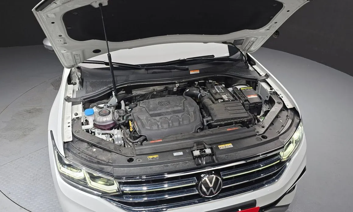 Volkswagen Tiguan — фото 8