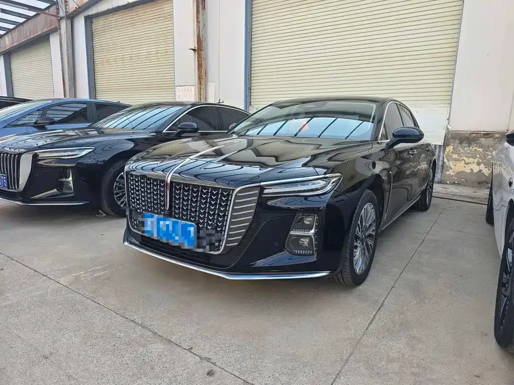Hongqi H5 — фото 1