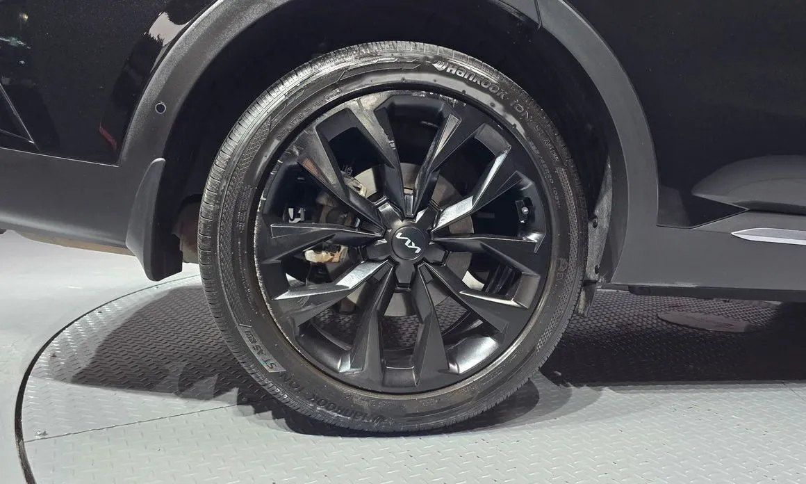 Kia Sorento — фото 10