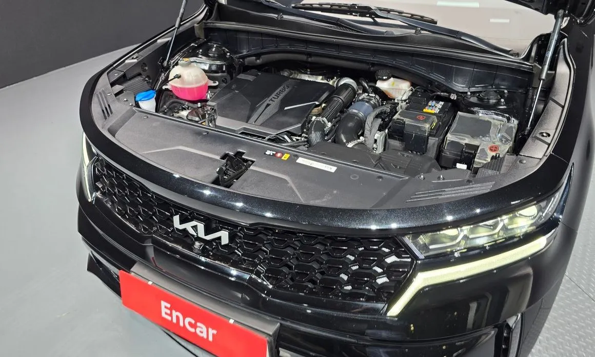 Kia Sorento — фото 9