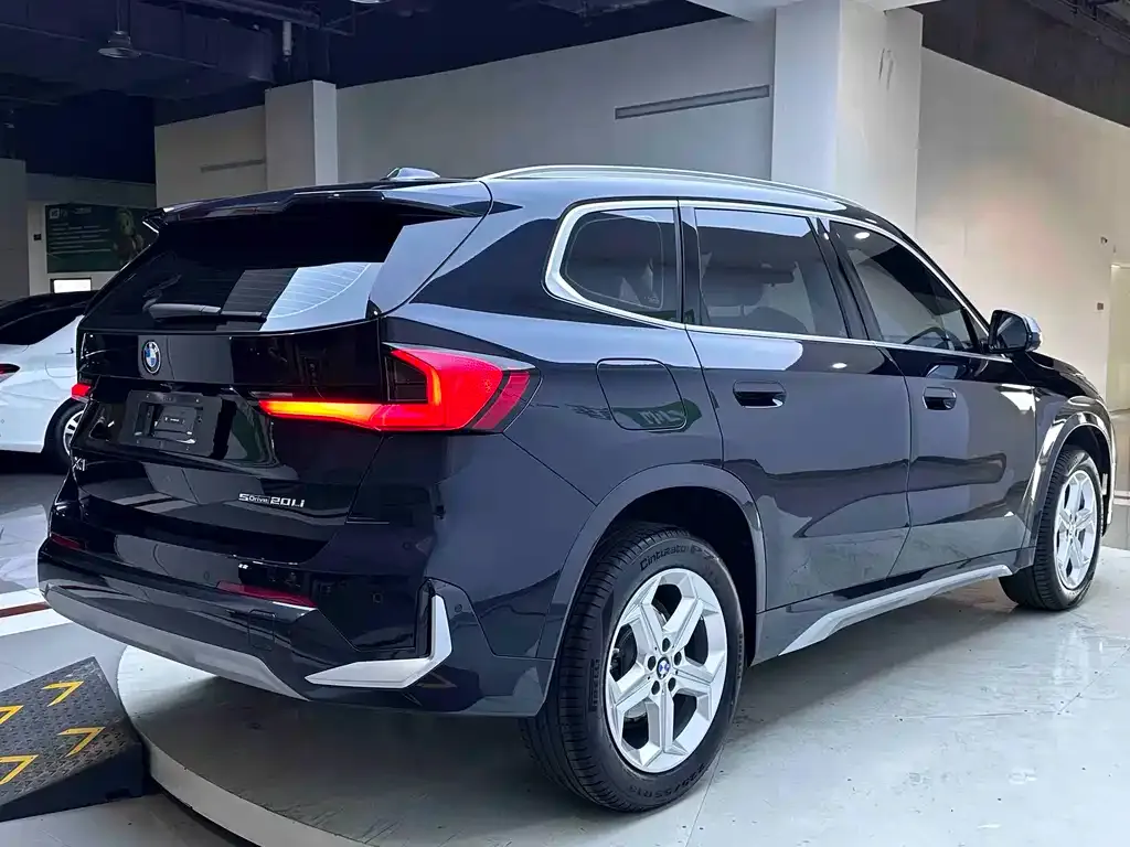BMW X1 — фото 10
