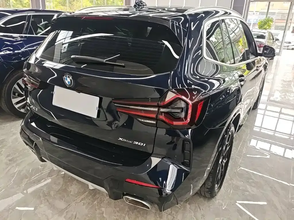 BMW X3 — фото 10