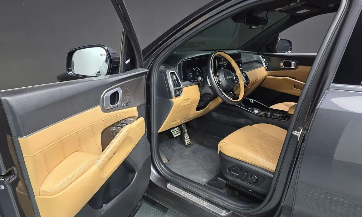 Kia Sorento — фото 8