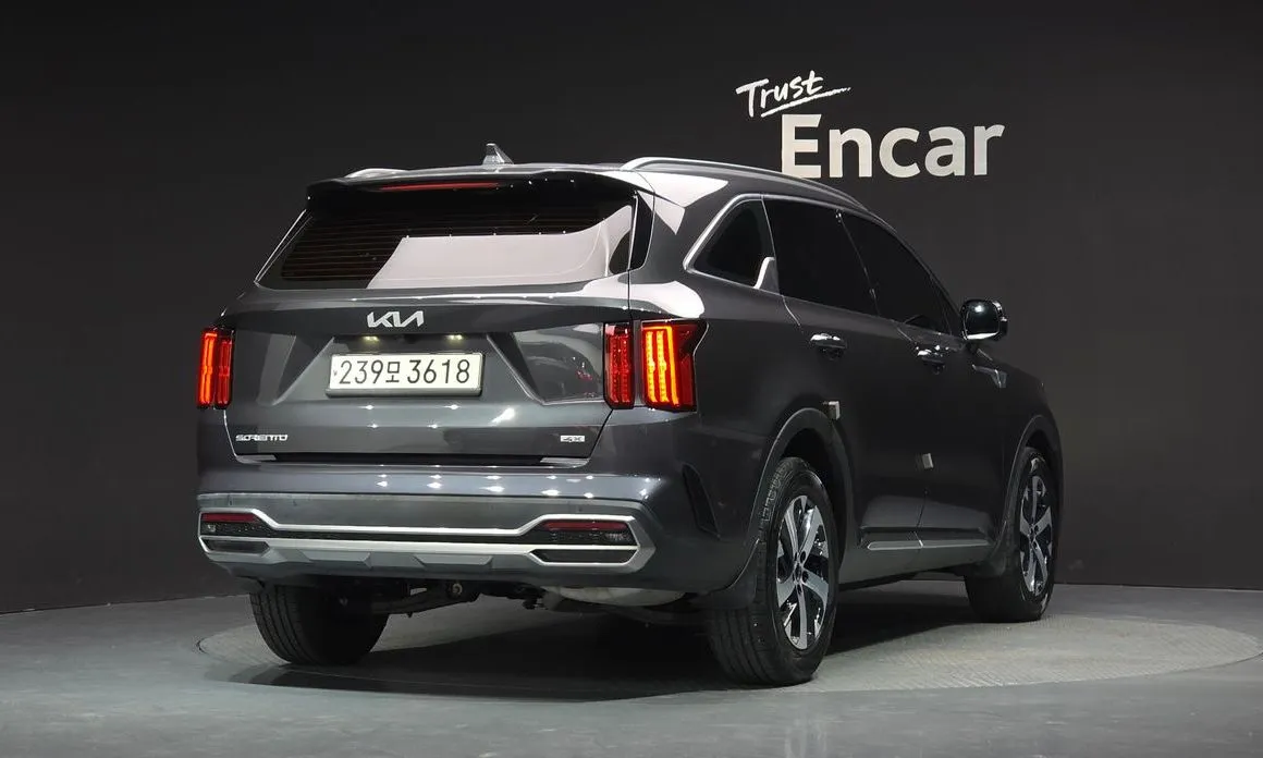 Kia Sorento — фото 7