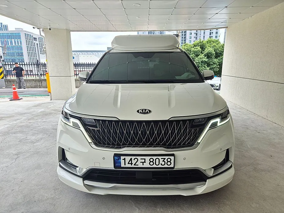 Kia Carnival — фото 9