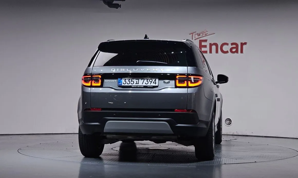 Land Rover Discovery Sport — фото 2