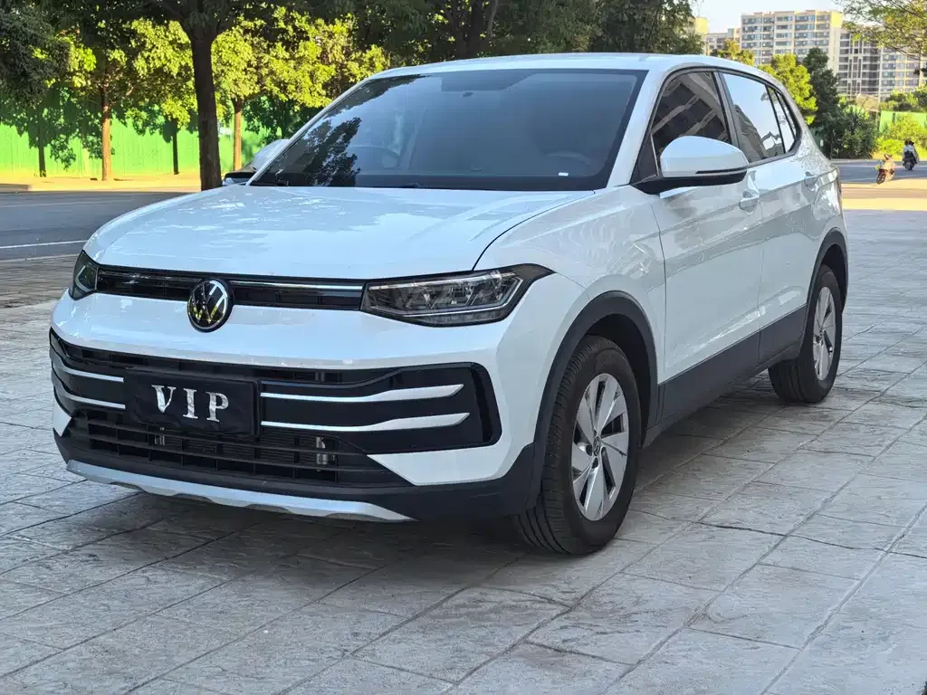 Volkswagen Tharu — фото 1