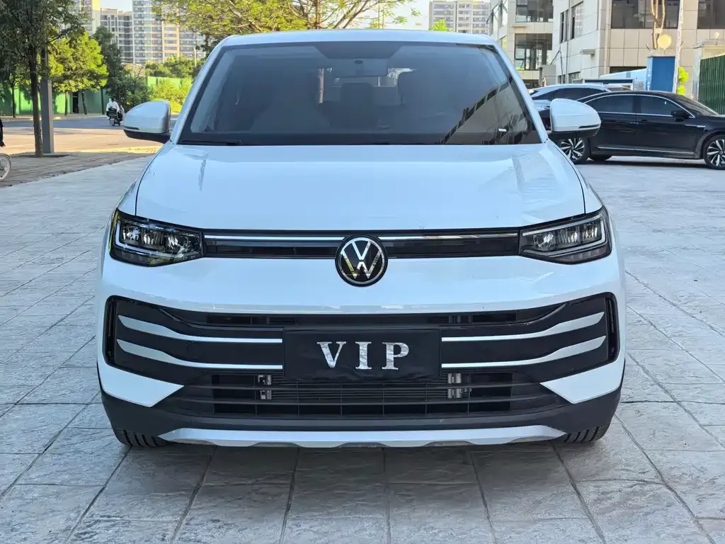 Volkswagen Tharu — фото 5