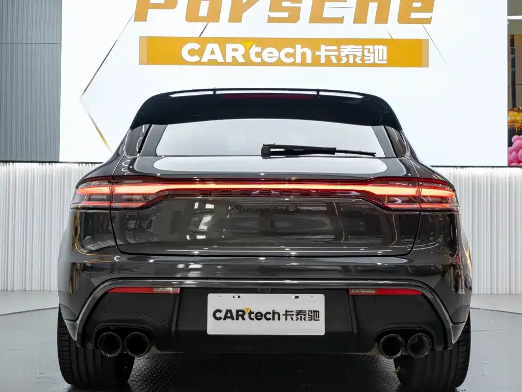 Porsche Macan — фото 10