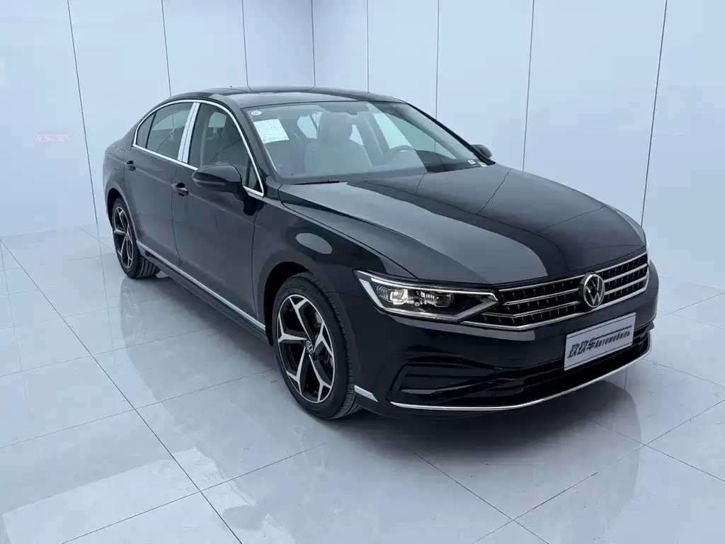 Volkswagen Magotan — фото 9