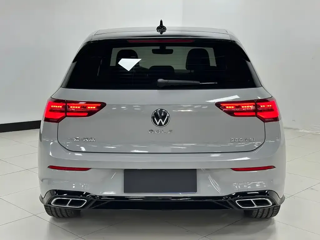 Volkswagen Golf — фото 5