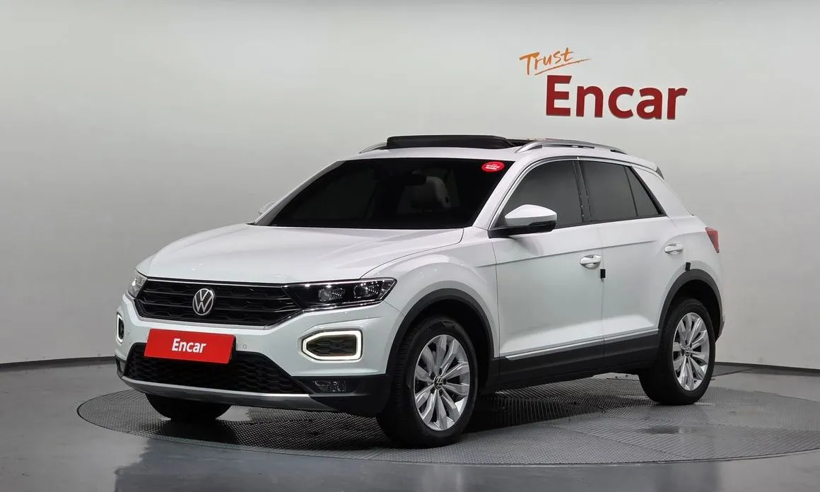 Volkswagen T-Roc — фото 1