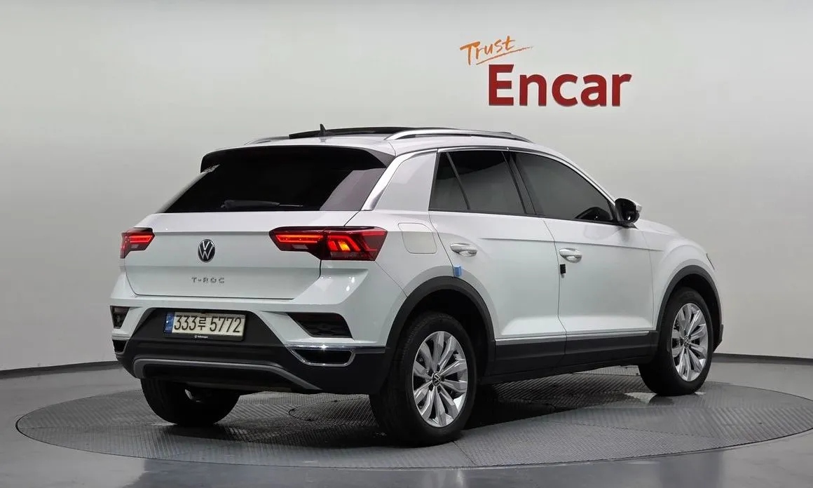 Volkswagen T-Roc — фото 5