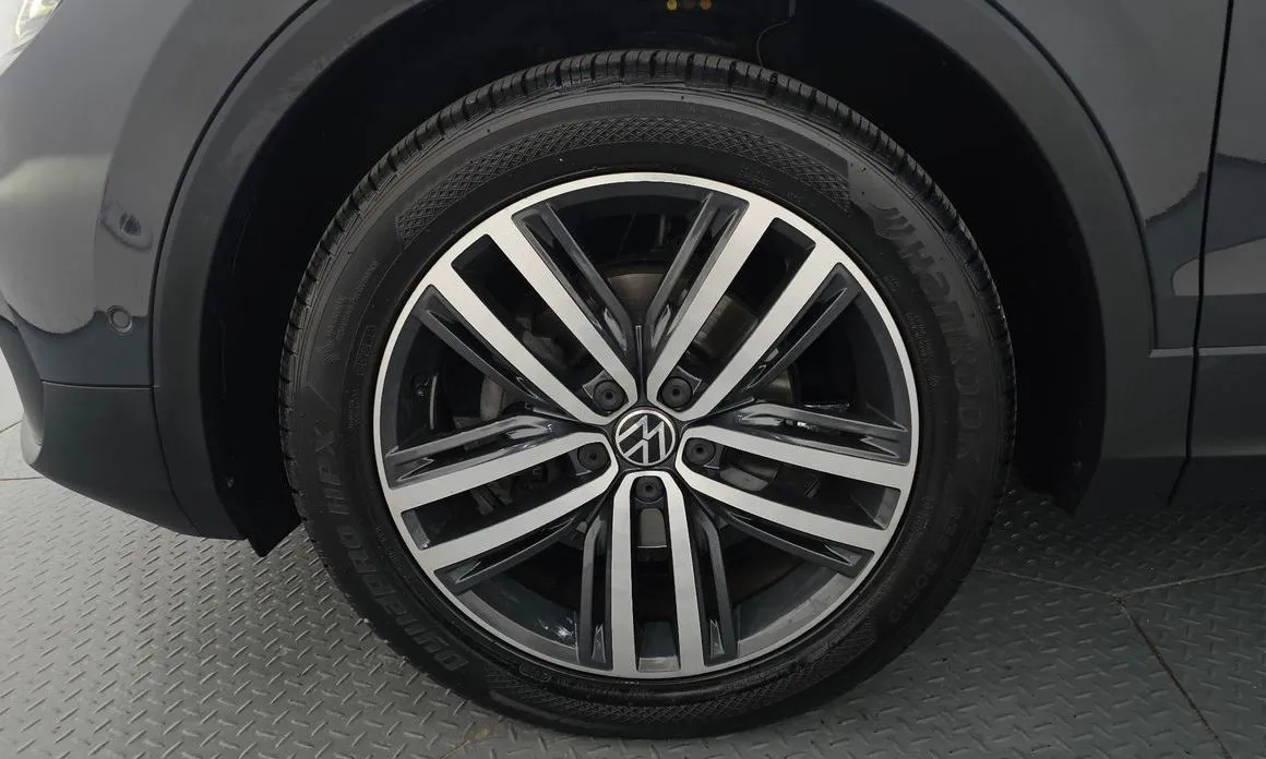 Volkswagen Tiguan — фото 3