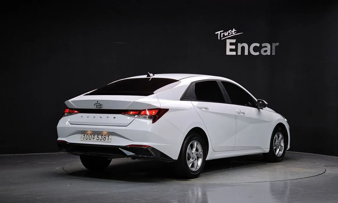 Hyundai AVANTE — фото 4