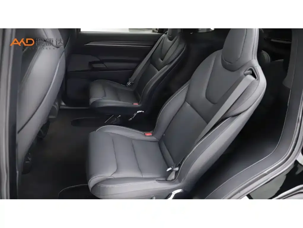 Tesla Model X — фото 4