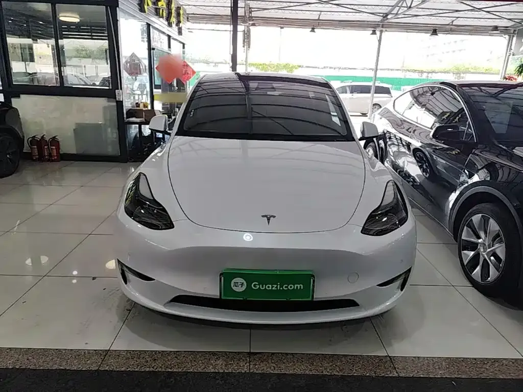 Tesla Model Y — фото 4