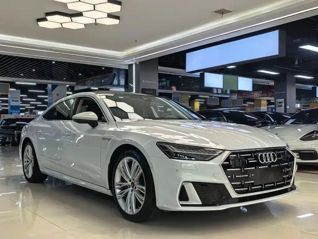 Audi A7L — фото 3