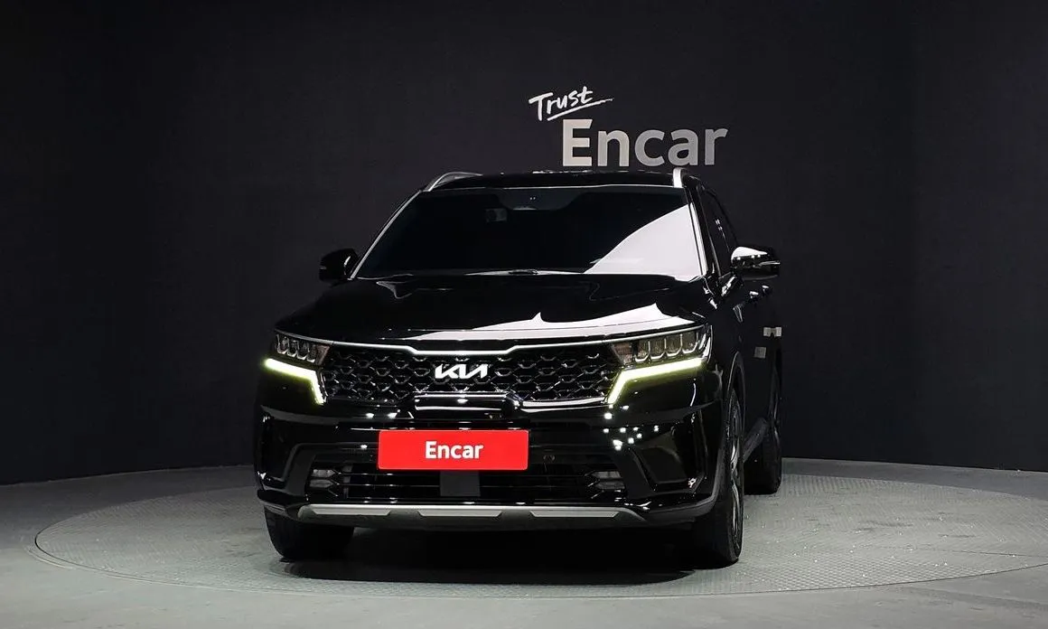 Kia Sorento — фото 8