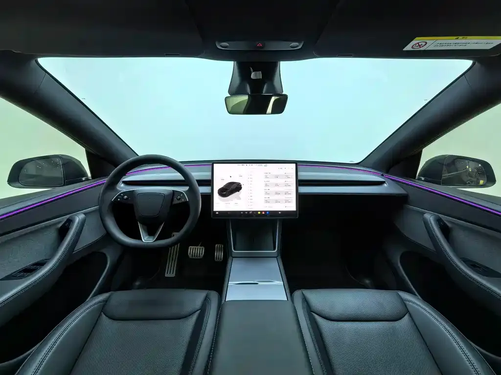 Tesla Model Y — фото 7
