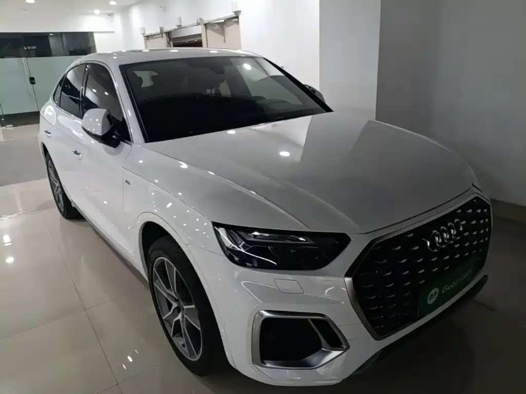Audi Q5L Sportback — фото 2