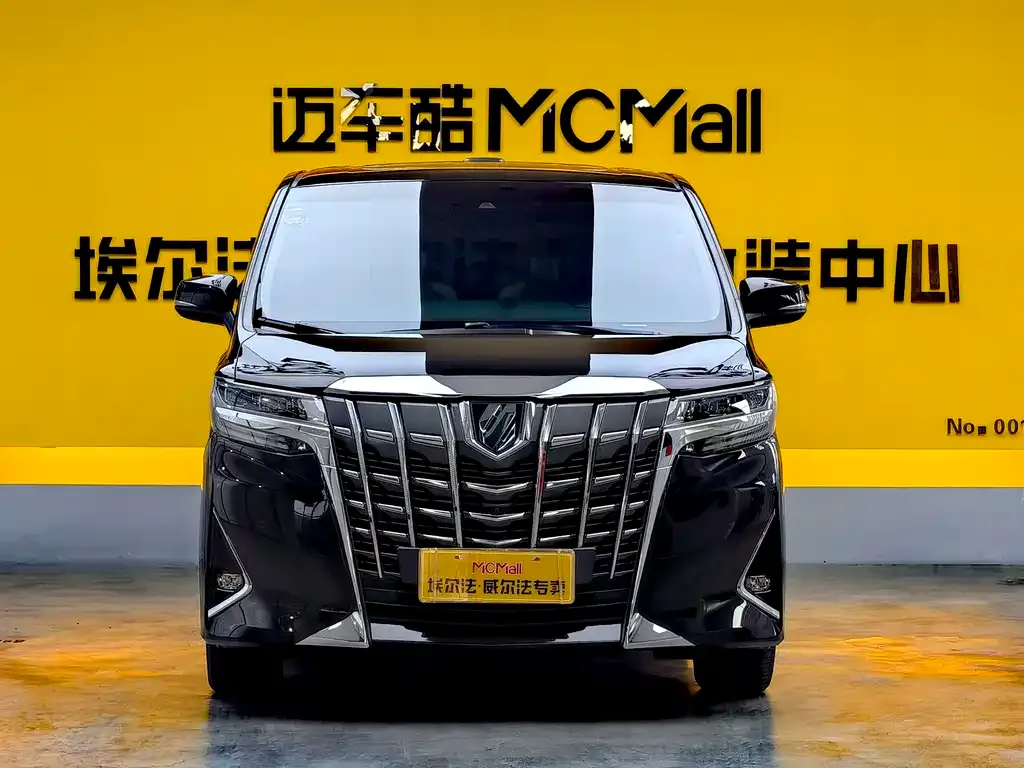 Toyota Alphard — фото 4