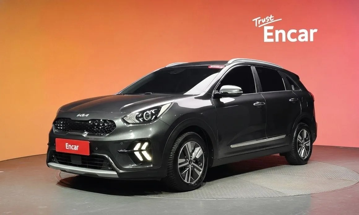 Kia Niro — фото 1