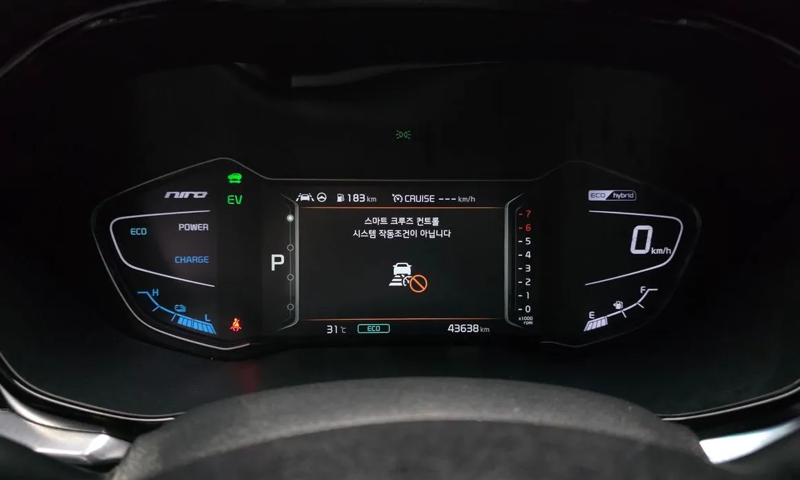 Kia Niro — фото 10