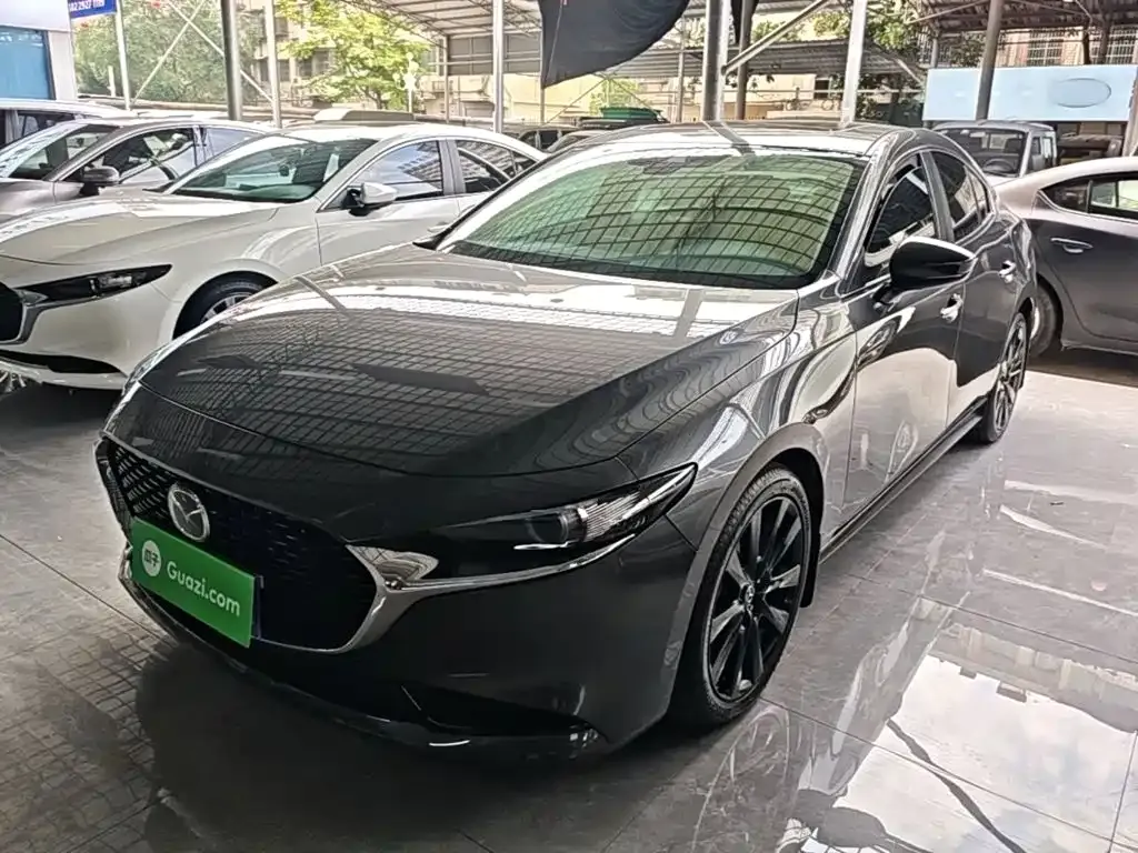 Mazda 3 Axela — фото 1