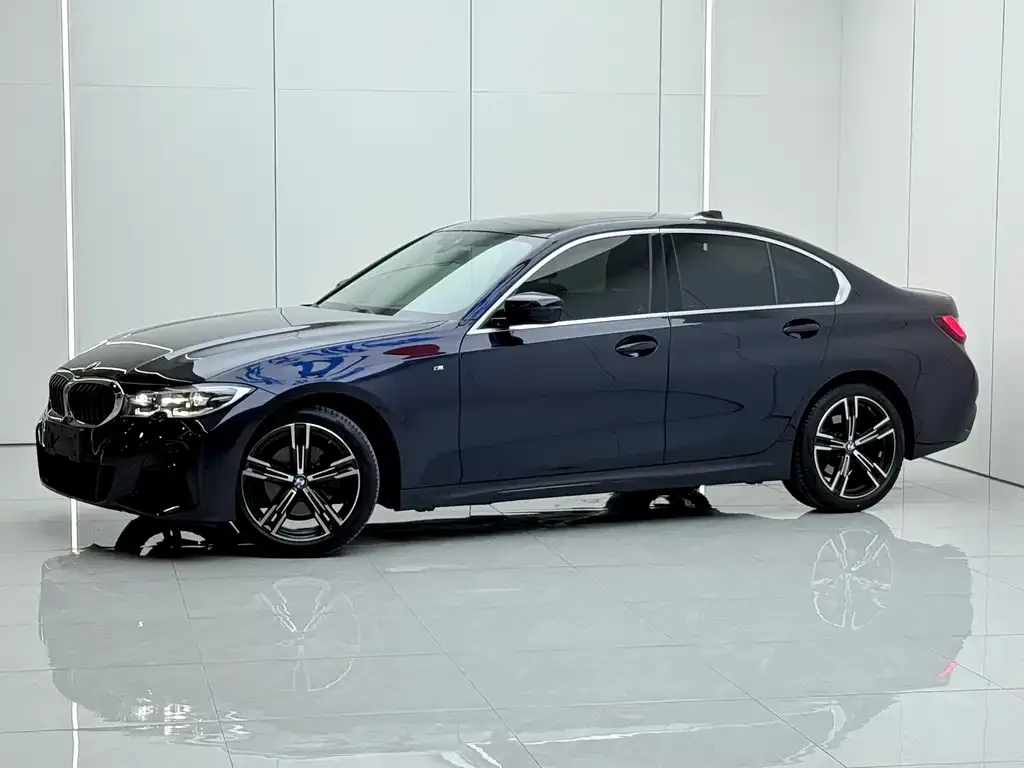 BMW 3 Series — фото 1