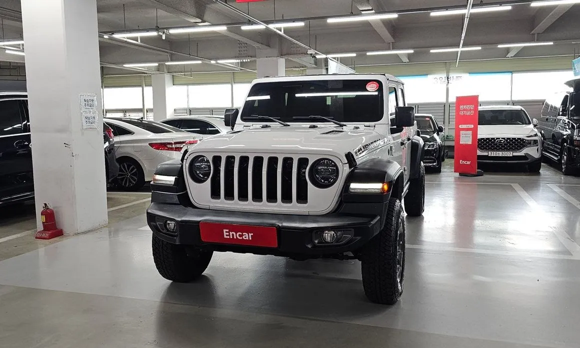 Jeep Gladiator — фото 10