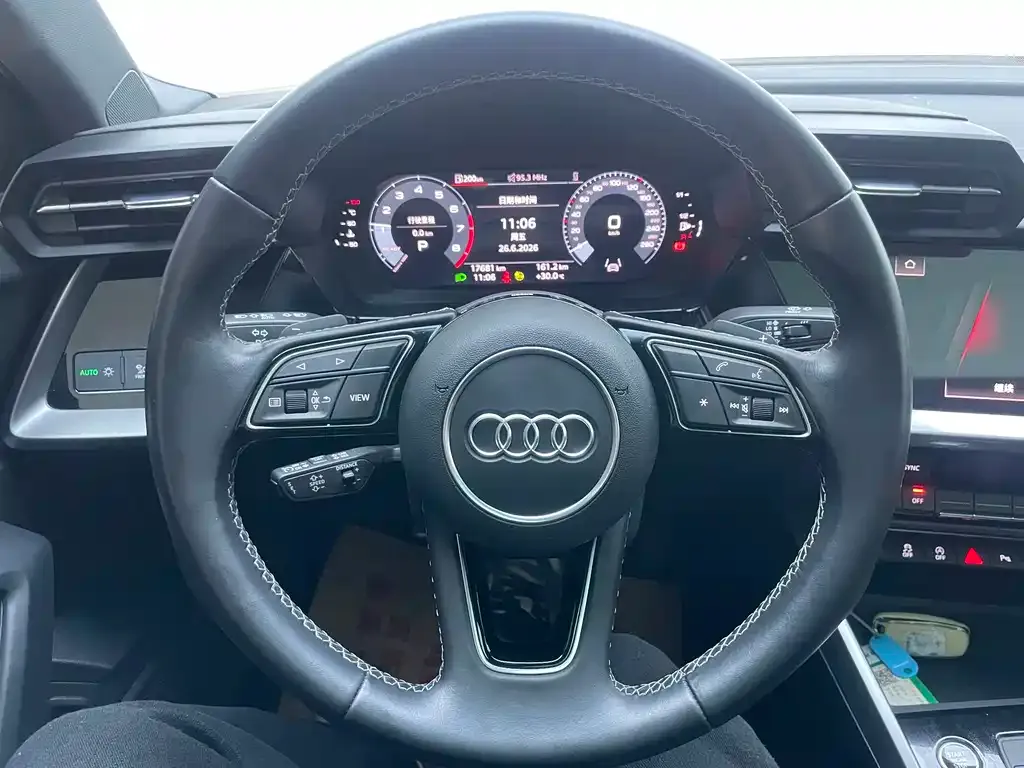 Audi A3 — фото 10