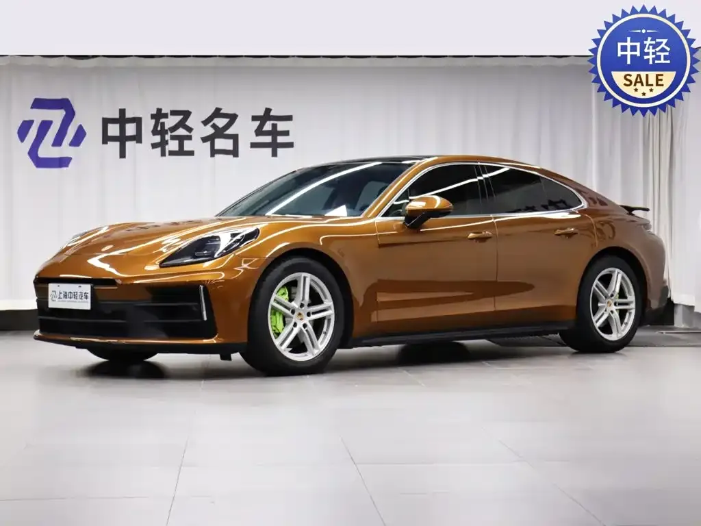 Porsche Panamera — фото 1