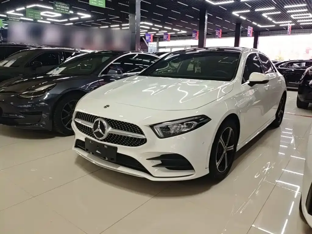 Mercedes-Benz A-Class — фото 1