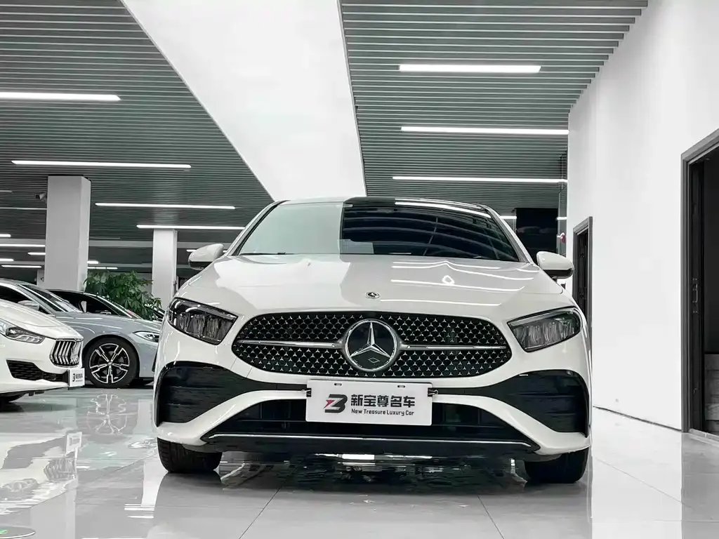 Mercedes-Benz A-Class — фото 6