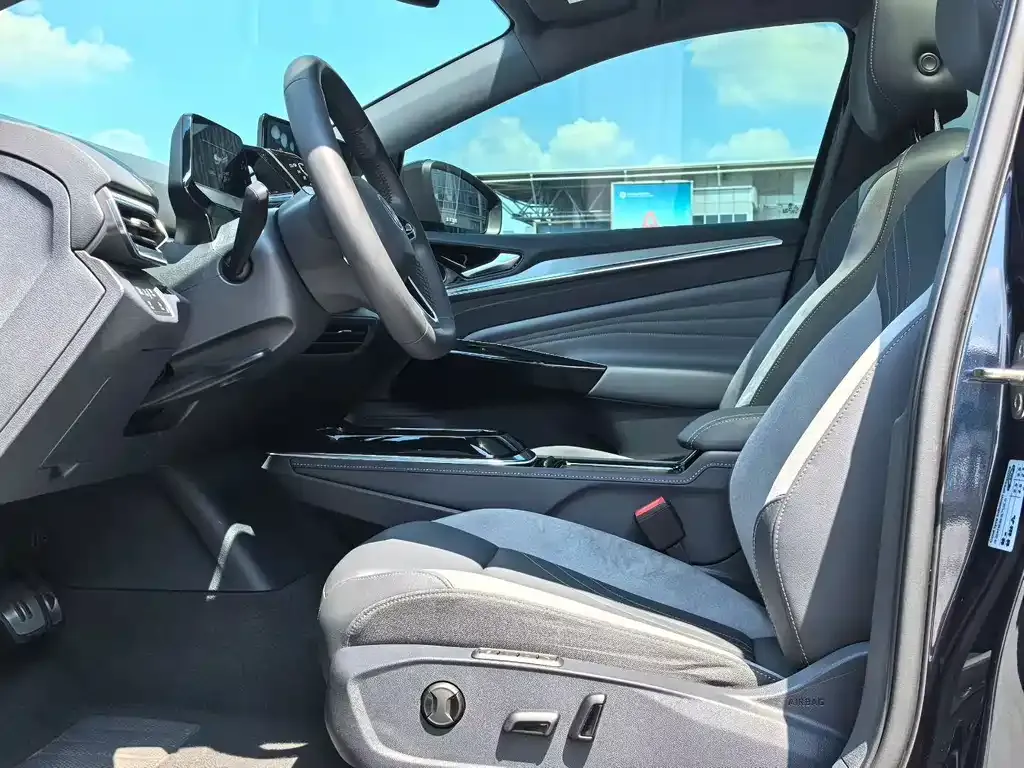 Volkswagen ID.4 Crozz — фото 8