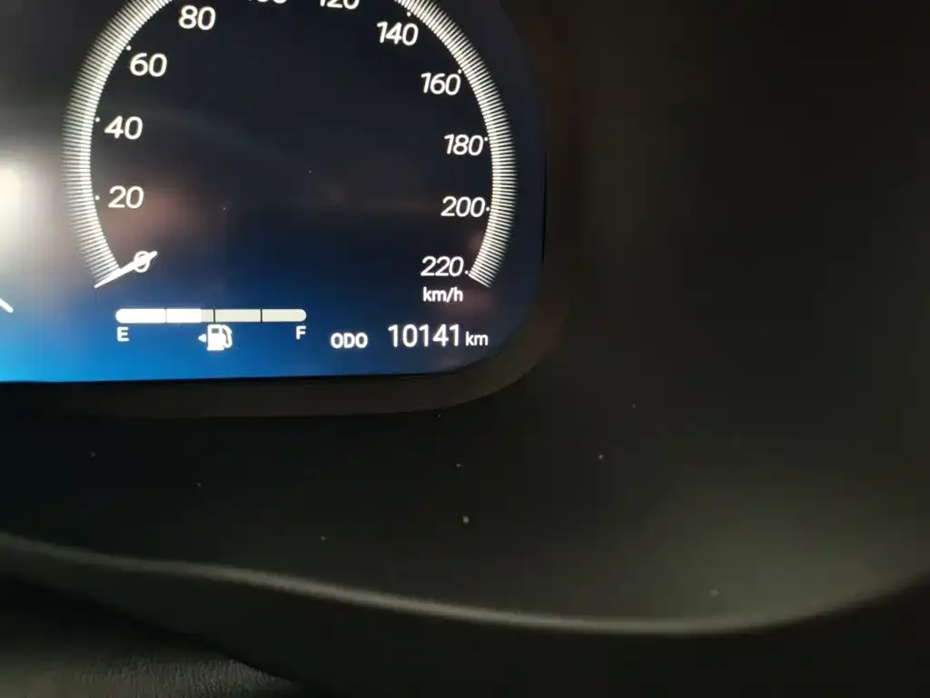 Toyota RAV4 — фото 2
