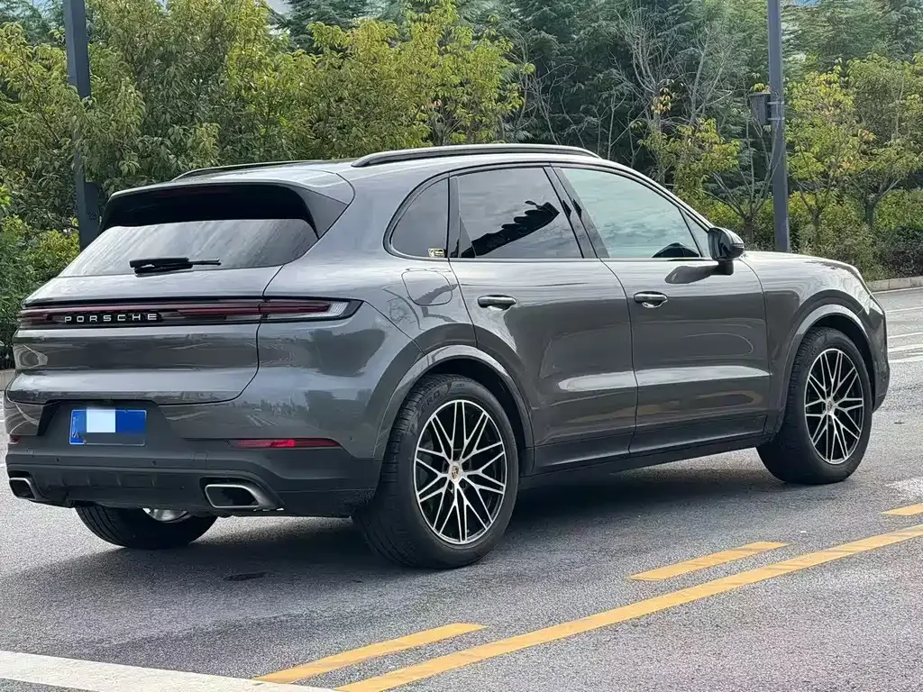 Porsche Cayenne — фото 4