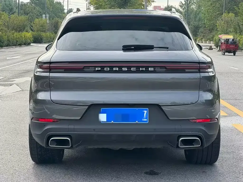 Porsche Cayenne — фото 9