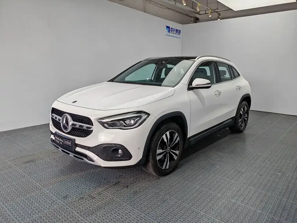 Mercedes-Benz GLA — фото 1