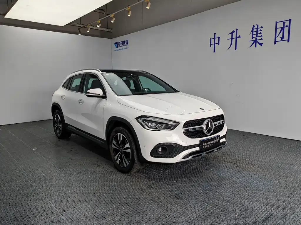 Mercedes-Benz GLA — фото 8