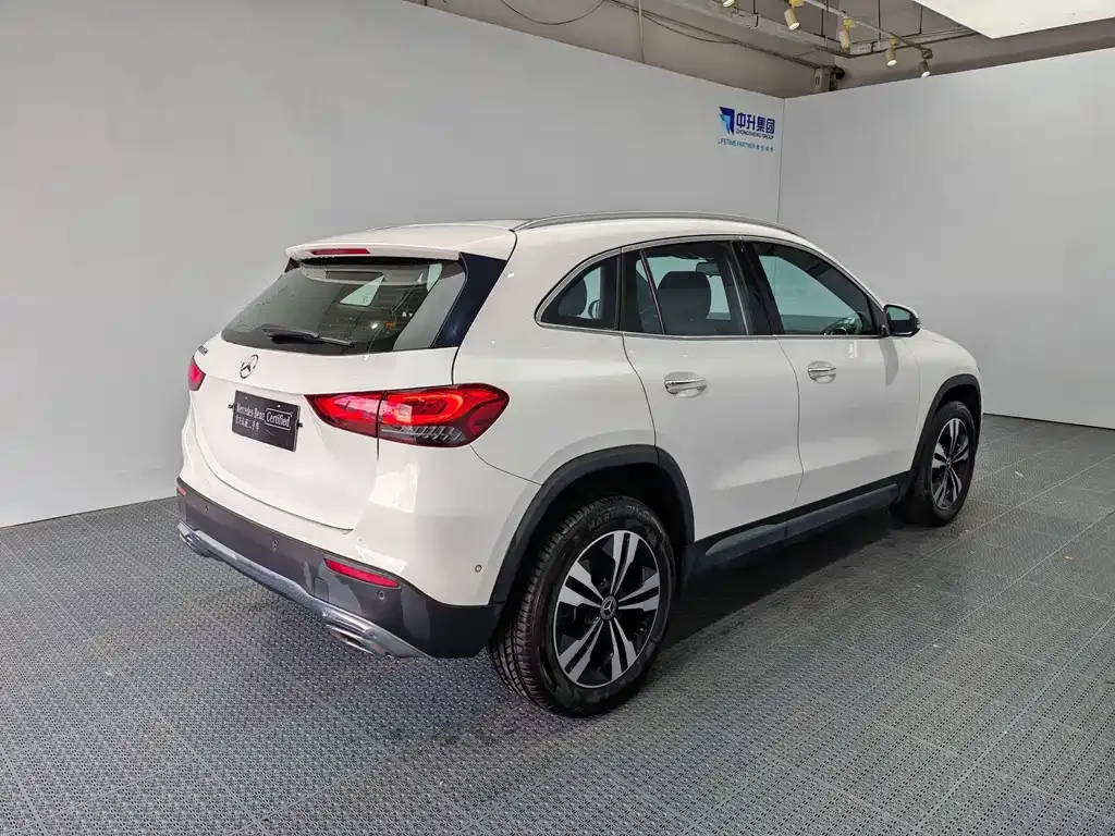 Mercedes-Benz GLA — фото 9