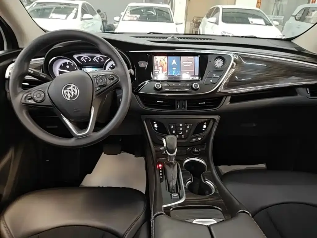 Buick Envision Plus — фото 8