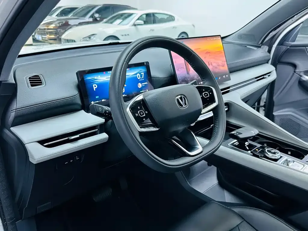 Changan CS75 PLUS — фото 10