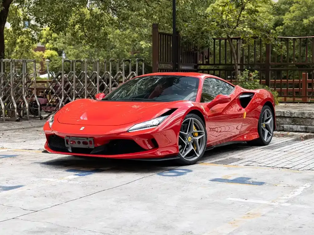 Ferrari F8 — фото 1