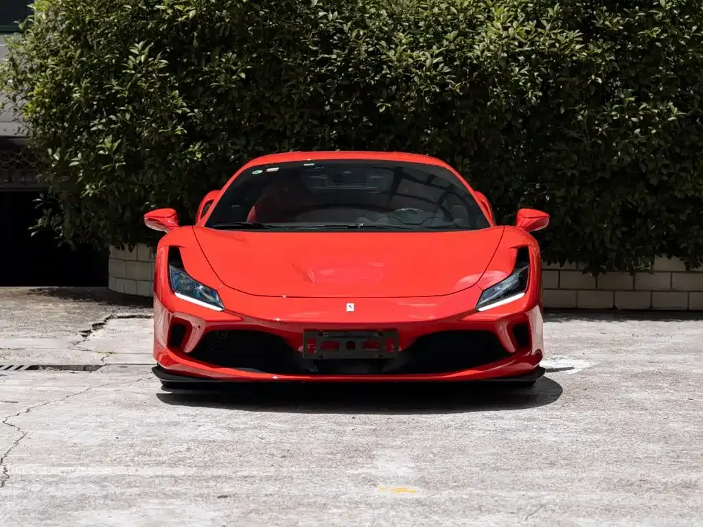 Ferrari F8 — фото 7