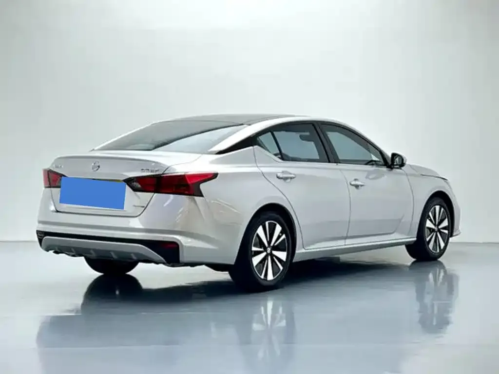 Nissan Teana — фото 9