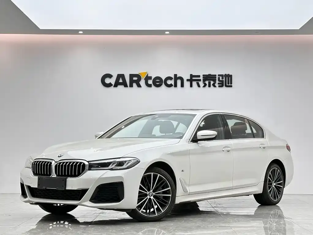 BMW 5 Series — фото 1